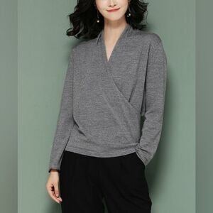 Zakki Long-Sleeve Surplice Top sz XL